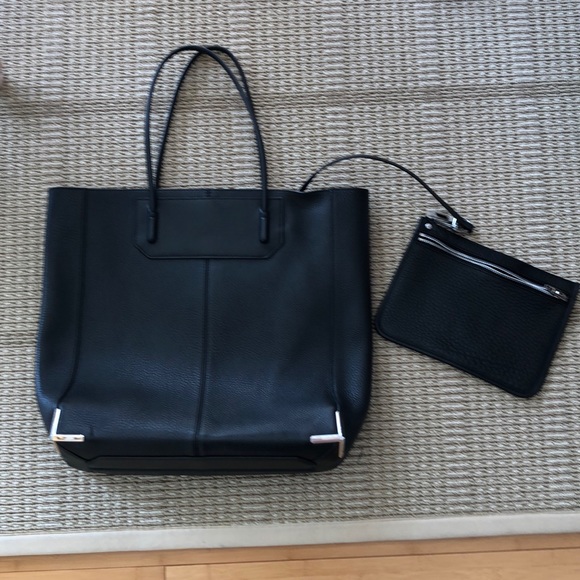 Alexander Wang Handbags - Alexander Wang Prisma Tote black leather